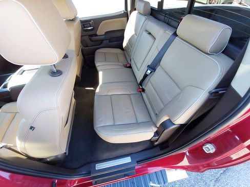 Used 2018 GMC Sierra 3500 Denali w/ Duramax Plus Package image 16