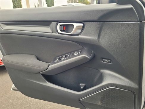 Used 2022 Honda Civic Sport image 12