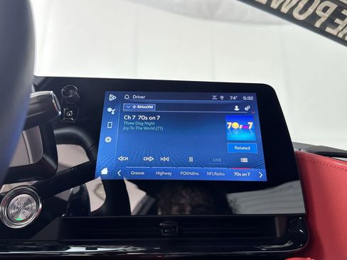 Used 2024 Chevrolet Corvette Stingray Preferred Conv image 16