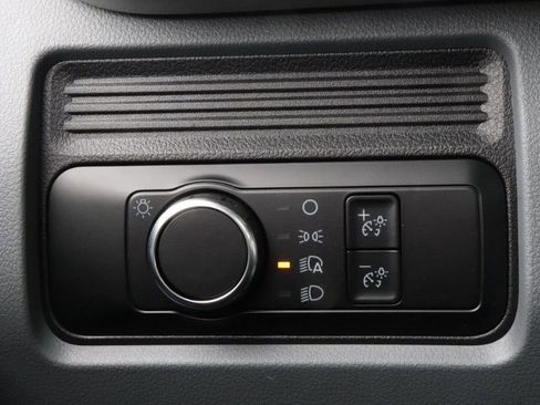 New 2025 Ford F550 4x4 Regular Cab Super Duty image 16