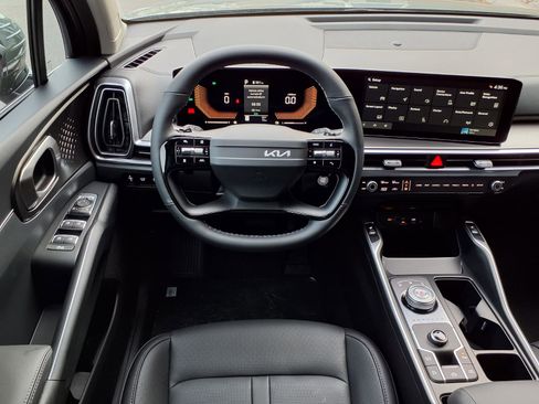 New 2026 Kia Sorento EX FWD image 6