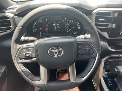 Used 2026 Toyota Tundra SR5 AWD/4WD image 15