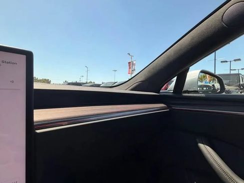 Used 2026 Tesla Model S AWD/4WD image 7