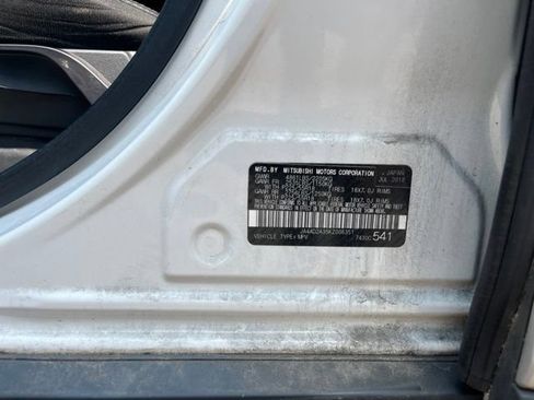 Used 2019 Mitsubishi Outlander ES FWD image 30
