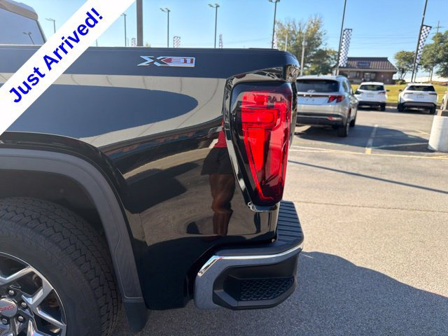 Used 2022 GMC Sierra 1500 SLT w/ SLT Convenience Package AWD/4WD image 18