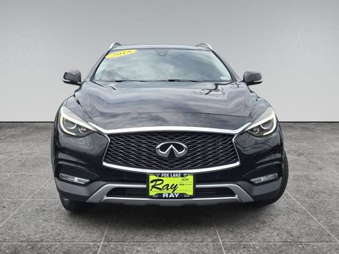 Used 2018 INFINITI QX30 Premium w/ Navigation Package AWD/4WD image 2