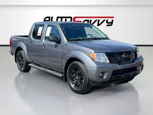 Used 2021 Nissan Frontier SV w/ Midnight Edition Floor Mats RWD image 1