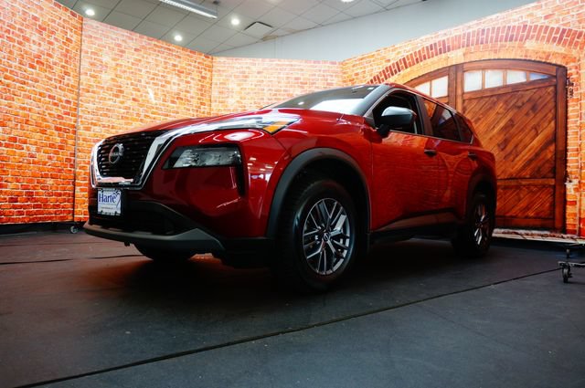 Certified 2023 Nissan Rogue S AWD/4WD image 2