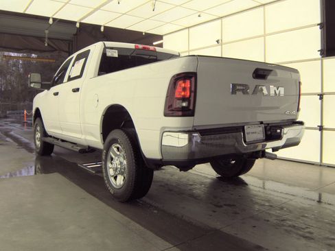 Used 2025 RAM 2500 Tradesman image 9