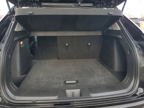 Used 2025 Chevrolet Trax LT image 25