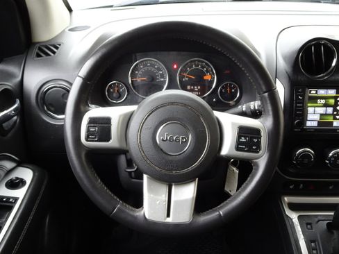 Used 2017 Jeep Compass High Altitude image 18