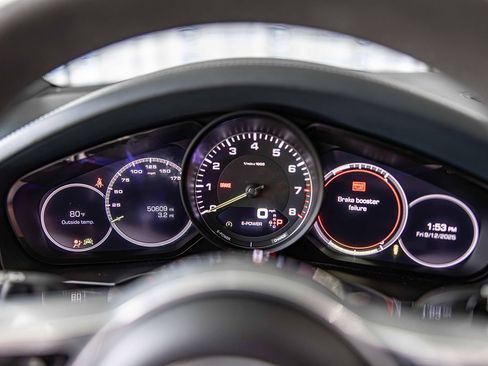 Used 2021 Porsche Cayenne E-Hybrid image 26