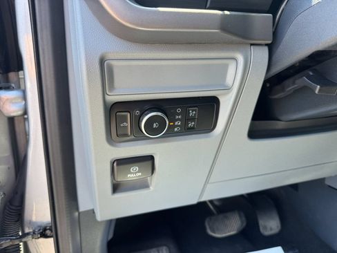 Used 2024 Ford F150 XLT AWD/4WD image 30