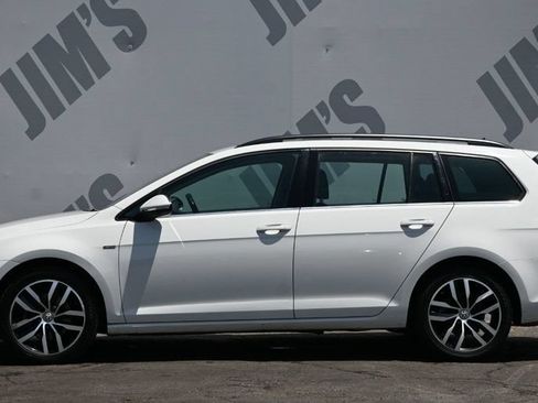 Used 2016 Volkswagen Golf S FWD image 8