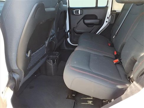 Used 2024 Jeep Wrangler Unlimited Rubicon image 8