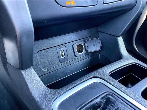 Used 2018 Ford Escape SE w/ Ford Safe & Smart Package AWD/4WD image 22
