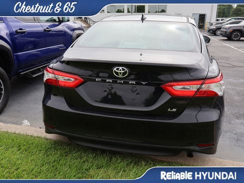 Used 2019 Toyota Camry LE w/ Convenience Package FWD image 20