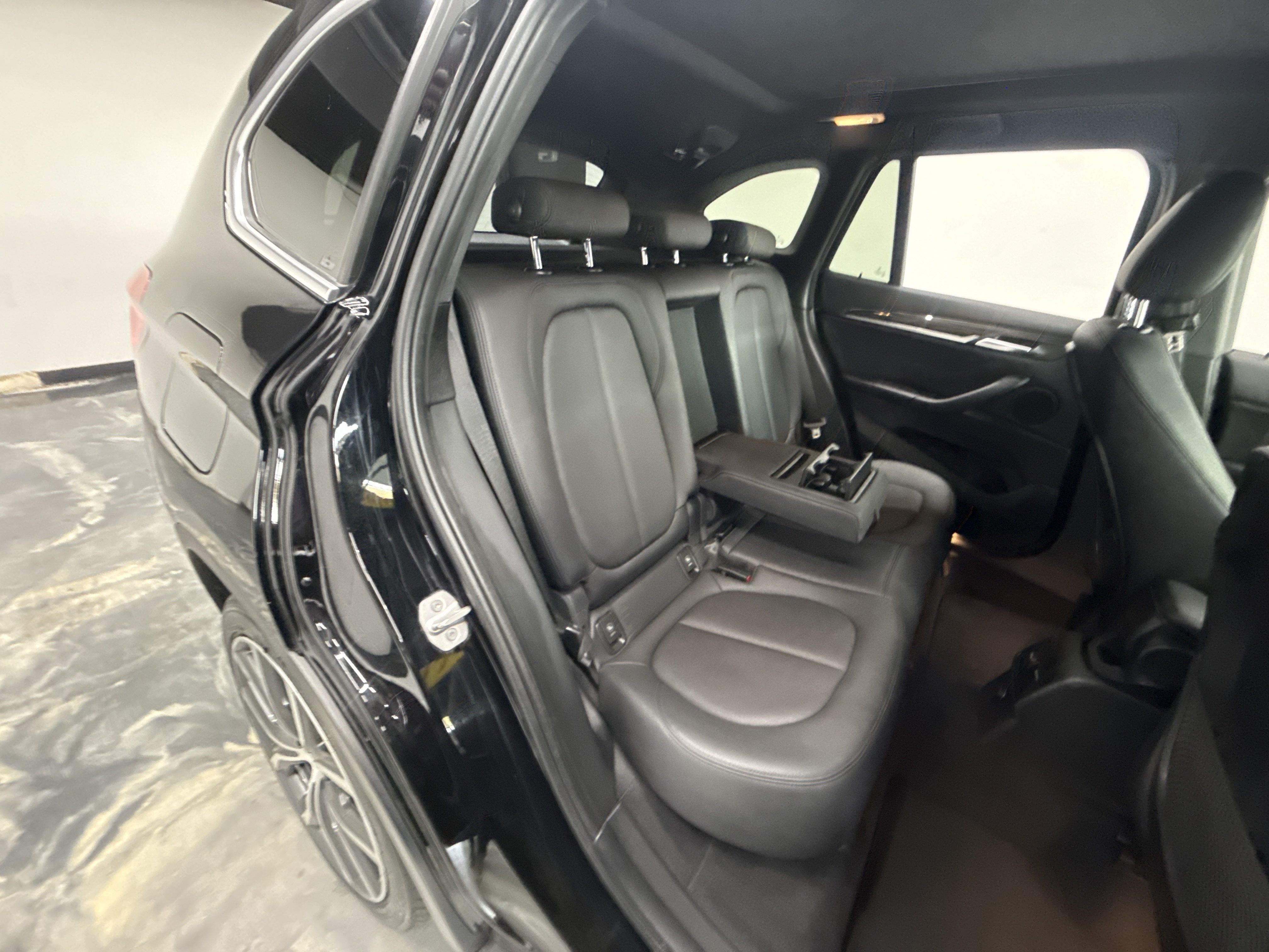 Used 2017 BMW X1 xDrive28i AWD/4WD image 22