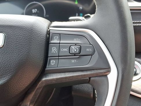 Used 2024 Jeep Grand Cherokee Limited 4xe AWD/4WD image 22