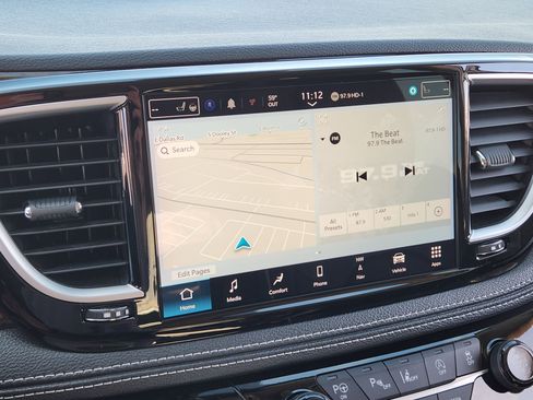 Used 2024 Chrysler Pacifica Limited w/ Trailer Tow Group image 20