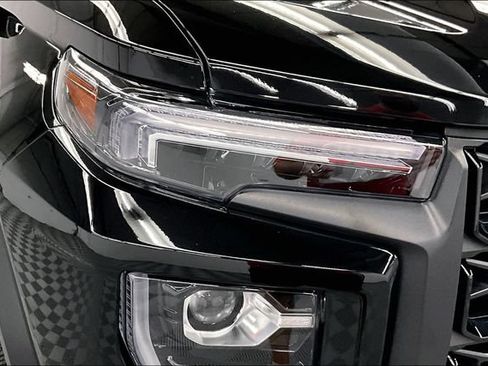 Used 2024 GMC Canyon Elevation w/ Convenience Package AWD/4WD image 33