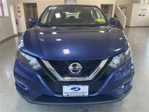 Used 2021 Nissan Rogue Sport S image 3