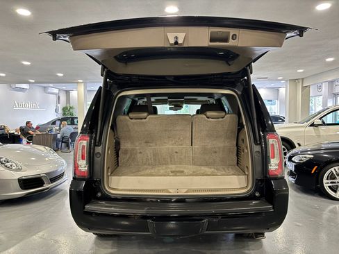 Used 2019 GMC Yukon SLT w/ Open Road Package RWD image 48