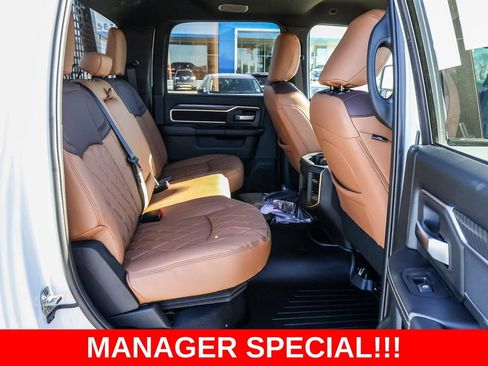 New 2025 RAM 2500 Big Horn AWD/4WD image 31