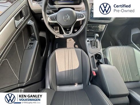 Used 2023 Volkswagen Tiguan SE R-Line FWD image 10