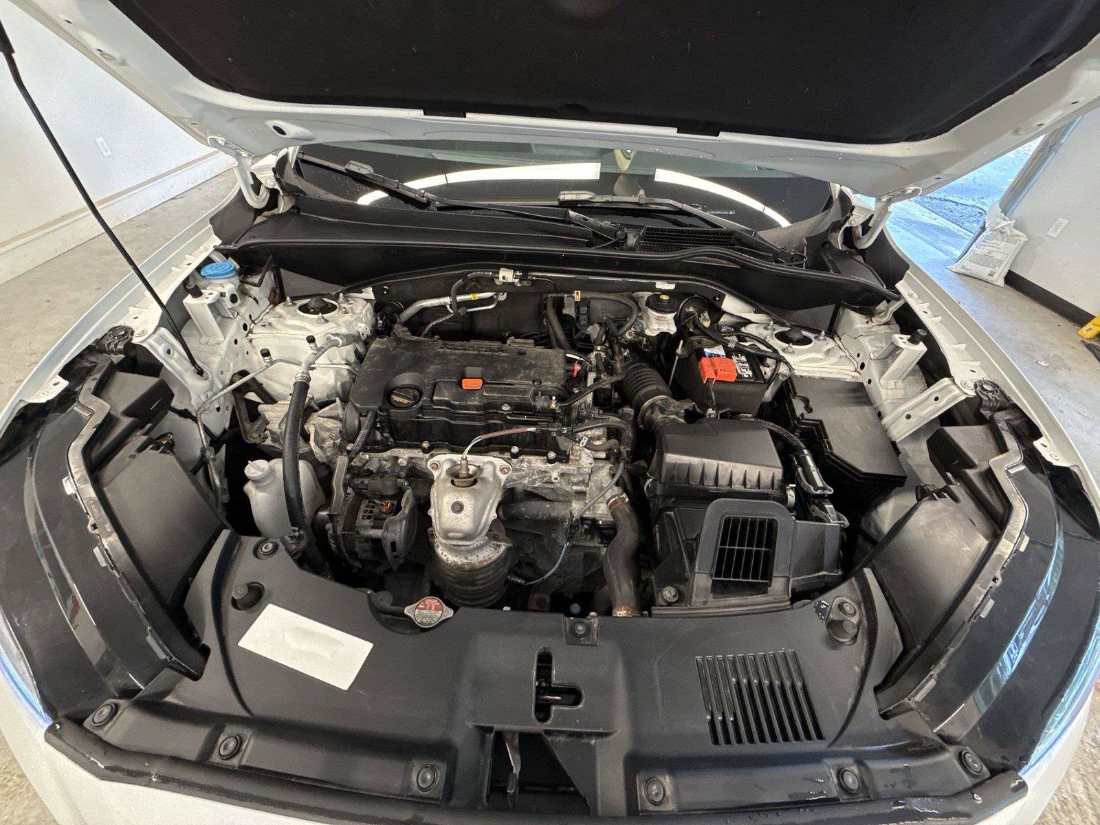 Used 2024 Honda HR-V Sport image 16