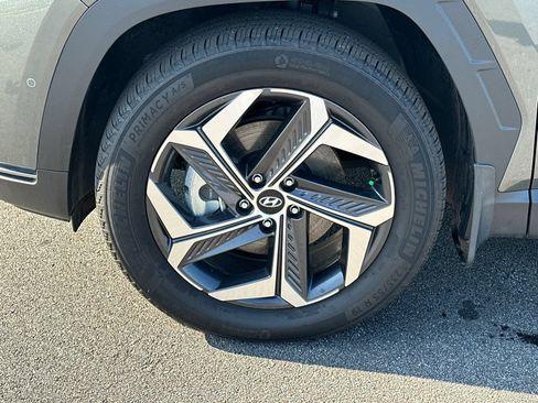 Certified 2023 Hyundai Tucson Limited AWD/4WD image 13