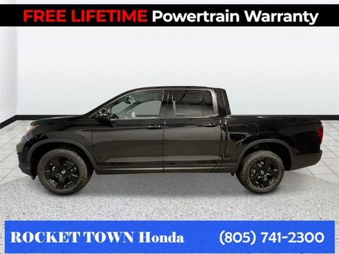 New 2026 Honda Ridgeline Black Edition image 2