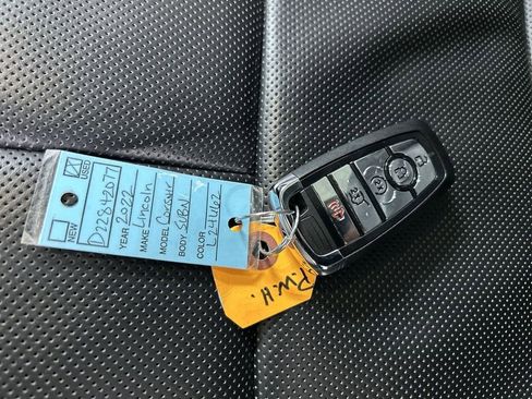 Used 2022 Lincoln Corsair AWD w/ Premium Package image 24