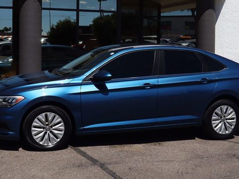 Used 2019 Volkswagen Jetta SE image 7