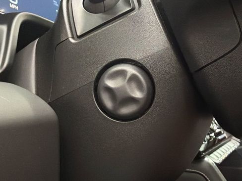 Used 2025 GMC Sierra 1500 Denali Ultimate image 30