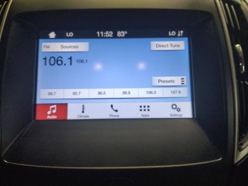 Used 2019 Ford Edge SEL w/ Equipment Group 201A AWD/4WD image 25