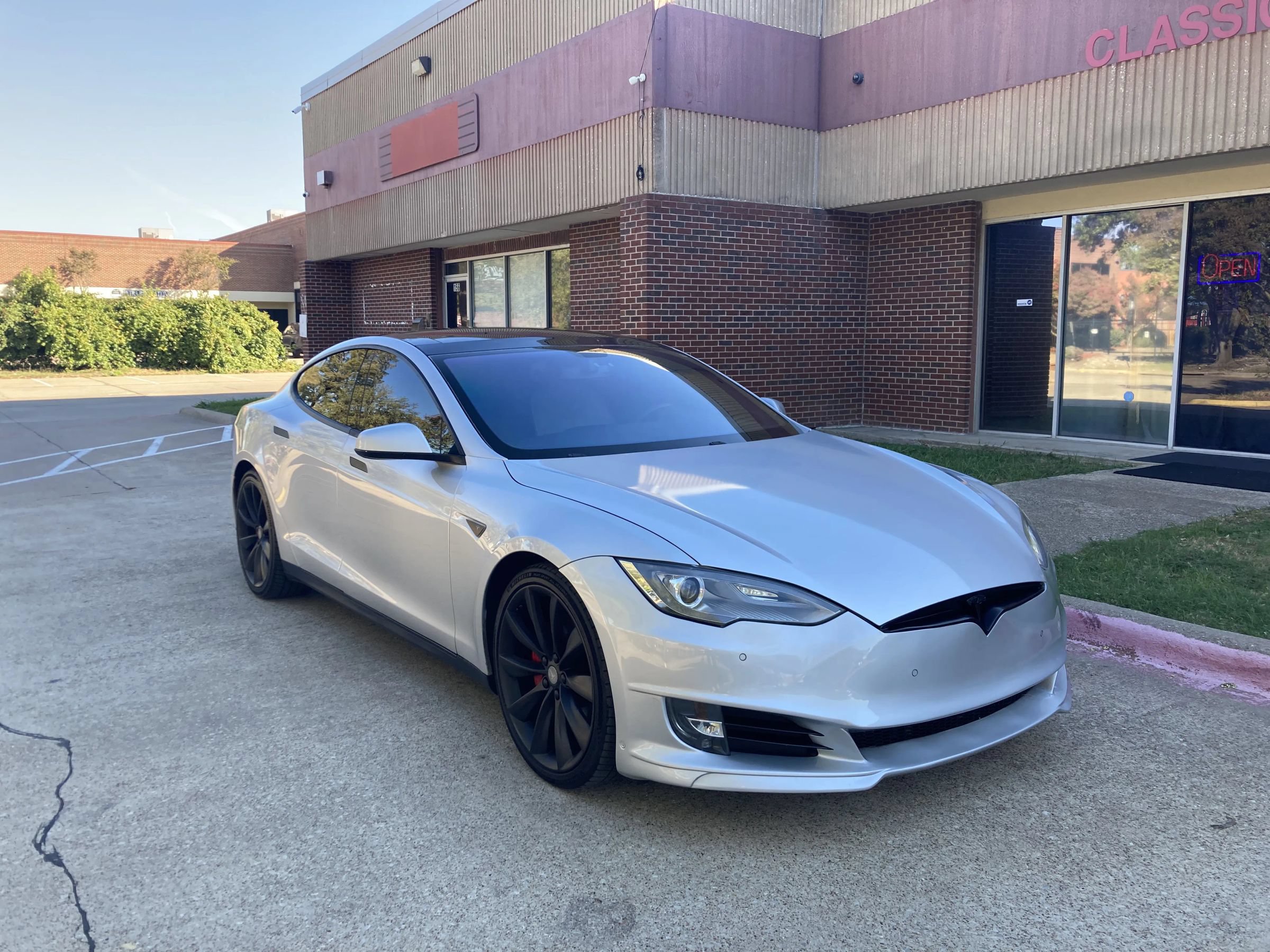 Used 2013 Tesla Model S Performance RWD image 3