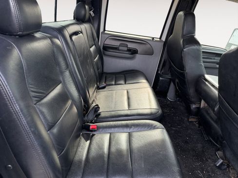 Used 2005 Ford F350 Lariat image 13