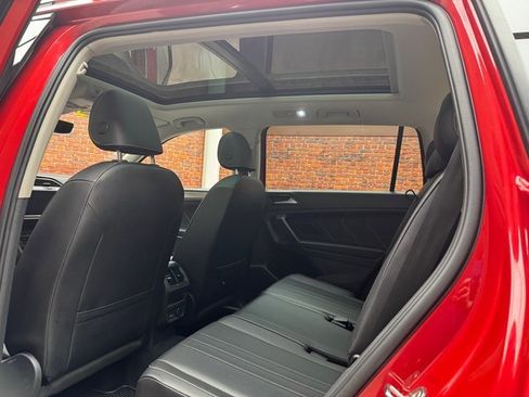 Used 2022 Volkswagen Tiguan SE image 25