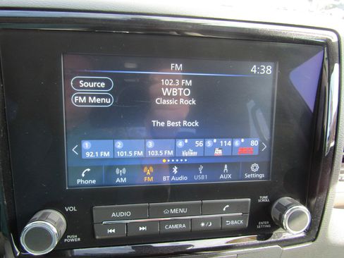 Used 2022 Nissan Frontier SV w/ Technology Package image 20