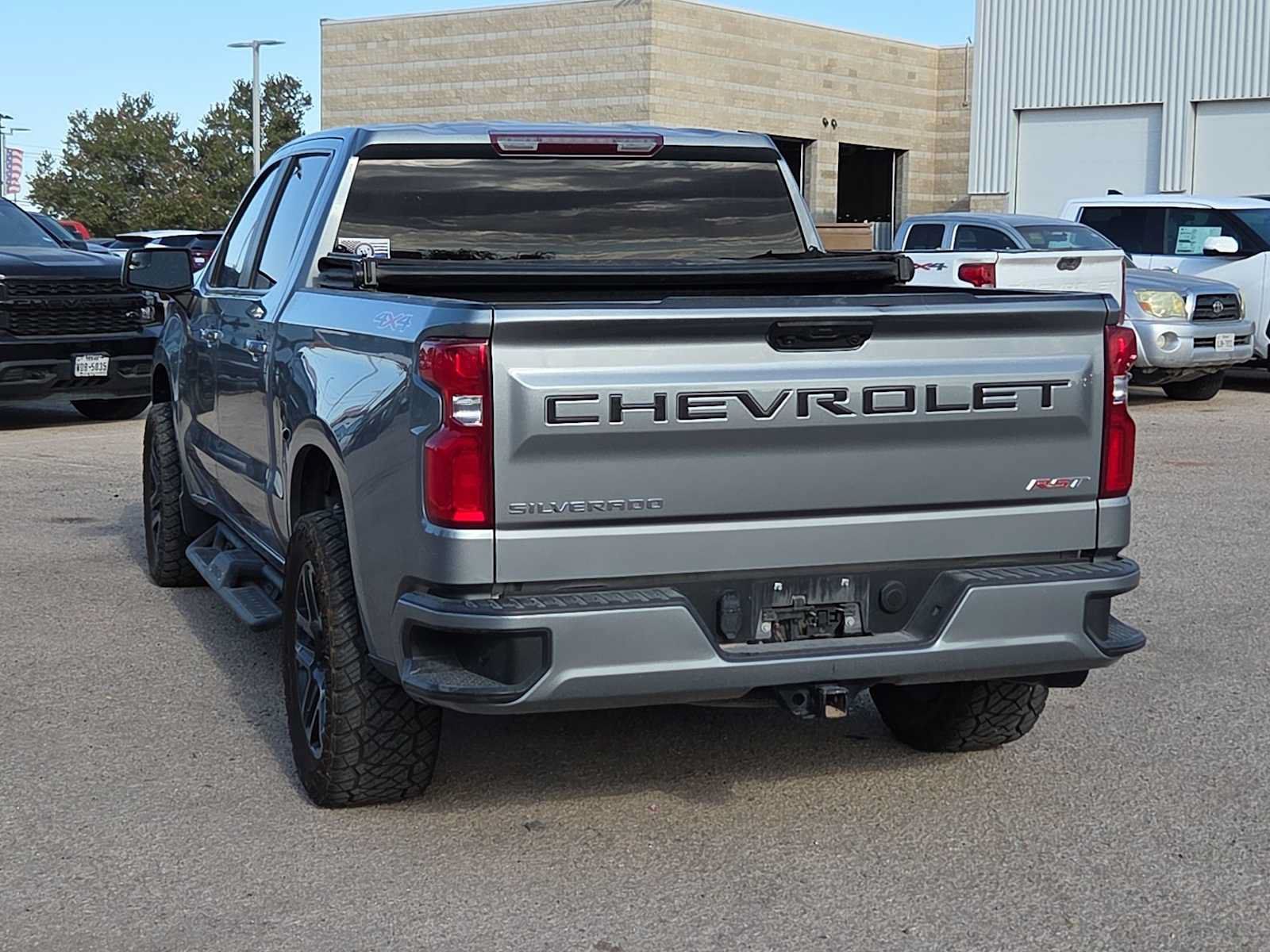 Used 2023 Chevrolet Silverado 1500 RST AWD/4WD image 7