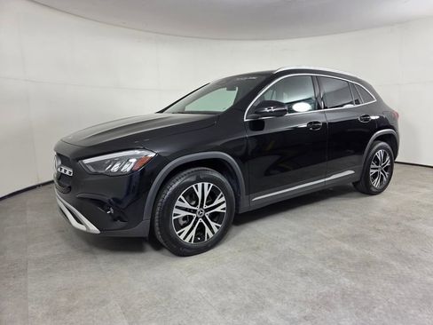 Certified 2025 Mercedes-Benz GLA 250 image 8