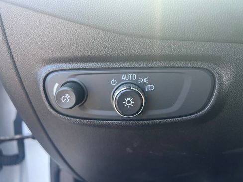 Used 2023 Chevrolet Equinox LT AWD/4WD image 24
