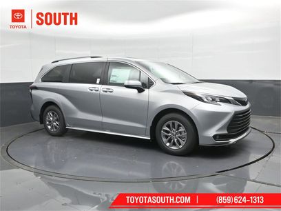 New 2025 Toyota Sienna XLE w/ XLE Plus Package