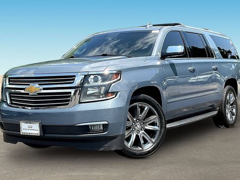 Used 2015 Chevrolet Suburban LTZ AWD/4WD image 3