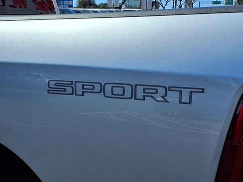 Used 2026 RAM 2500 Laramie AWD/4WD image 12