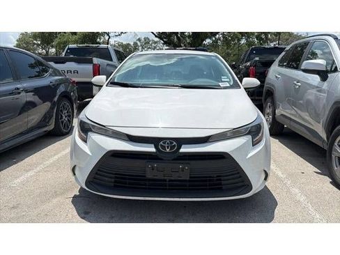 Certified 2024 Toyota Corolla LE FWD image 2