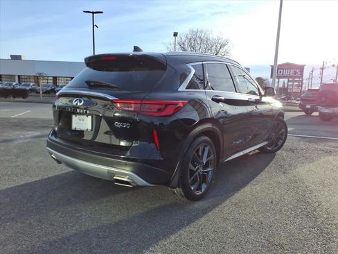 Certified 2019 INFINITI QX50 Essential w/ Sensory Package image 4