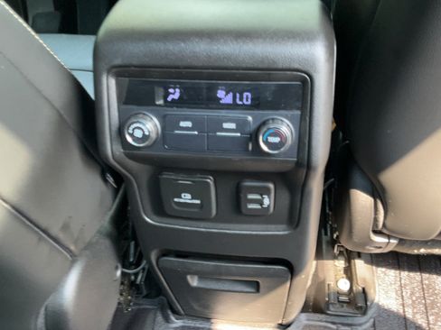 Certified 2019 GMC Acadia SLT FWD image 22