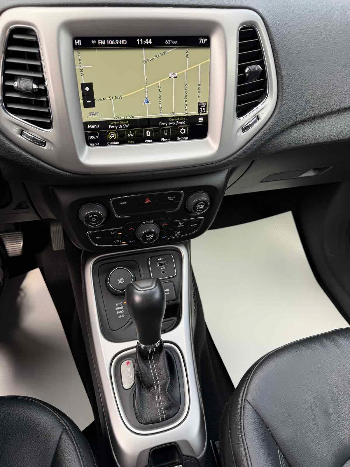 Used 2021 Jeep Compass Latitude AWD/4WD image 23